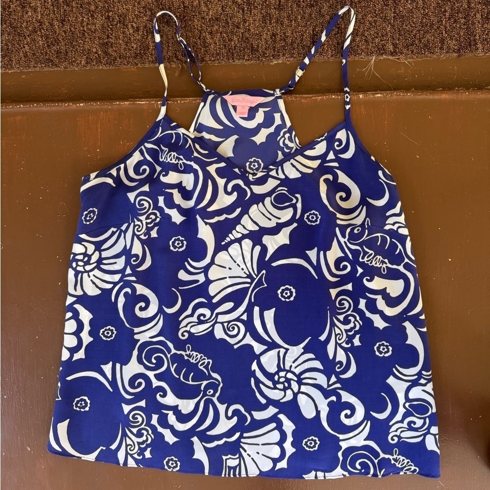 Lilly Pulitzer seashell 100% silk camisole. Women’s Medium